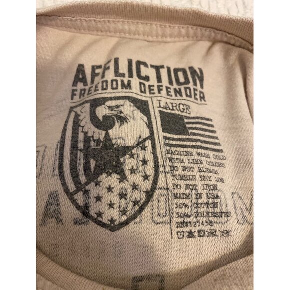 Affliction Freedom Defender Distressed Graphic T-Shirt Tan Mens Size L - Picture 3 of 3